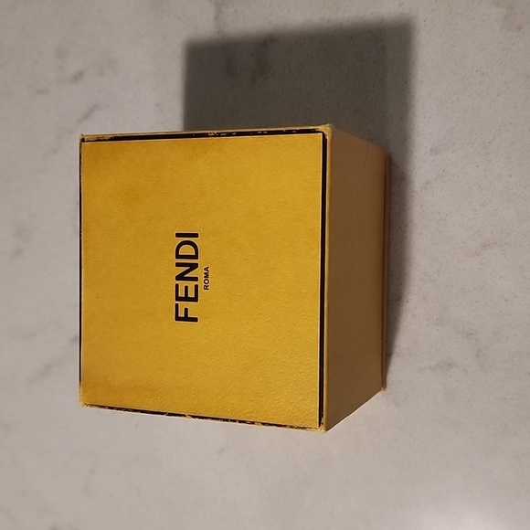 Fendi earrings - Picture 2 of 3